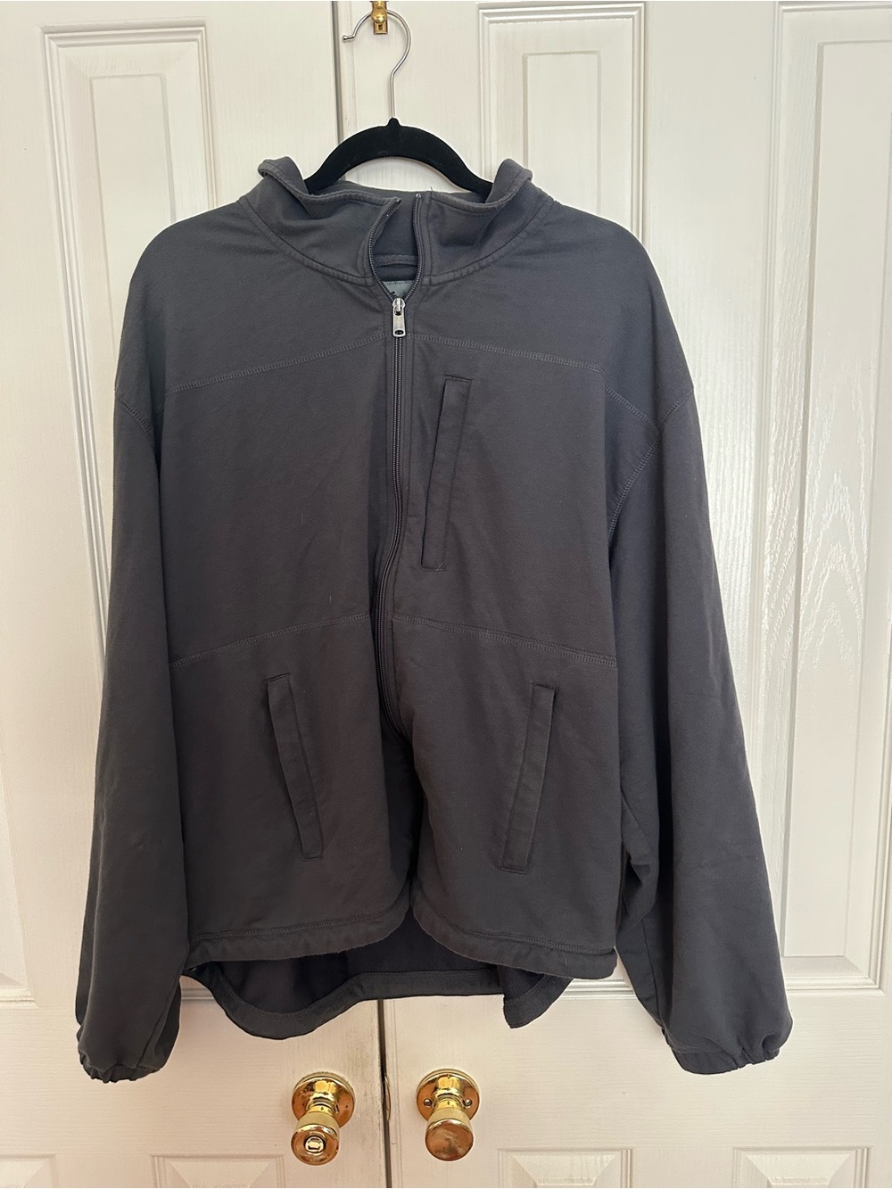 TravelSmith Dark Gray Zip Jacket